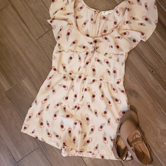 🤎peacock romper🤎 - Picture 3 of 4